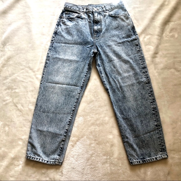 ASOS High-Rise Mom Jean Size 26 - Picture 2 of 10
